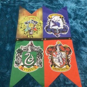 💐 Set of Harry Potter Banners Gryffindor Slytherin Ravenclaw Hogwarts